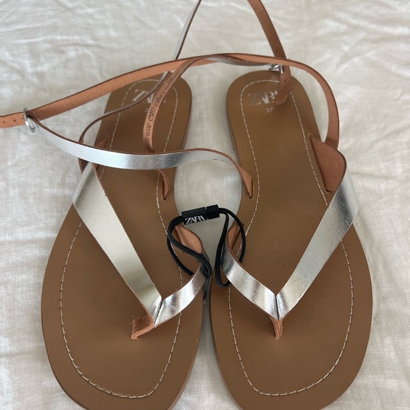 Zara Silver Sandals NWT size 37 - Picture 2 of 3